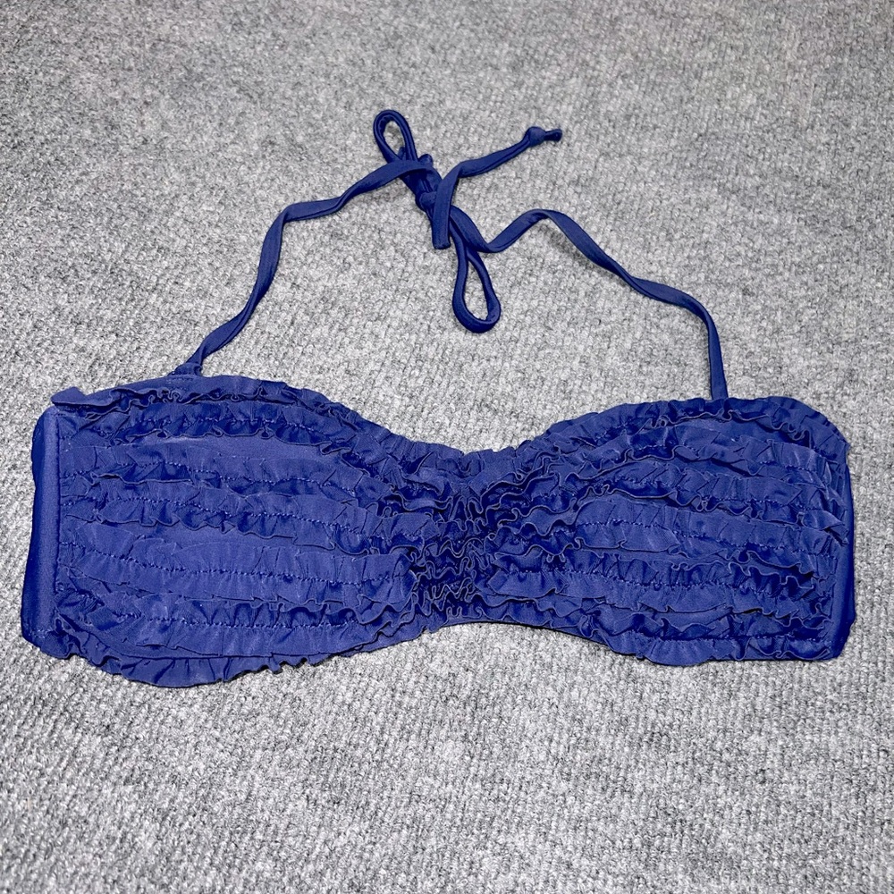 Perfect condition navy blue ruffled bathing suit top from Old Navy